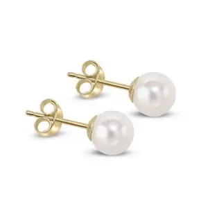 18ct Yellow Gold Akoya Pearl Stud Earrings 6mm